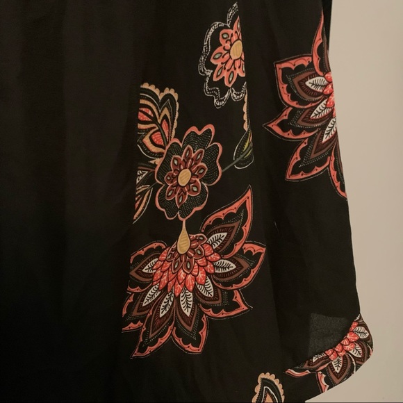 EUC Large Black Boho Paisley Floral Top - Picture 6 of 8